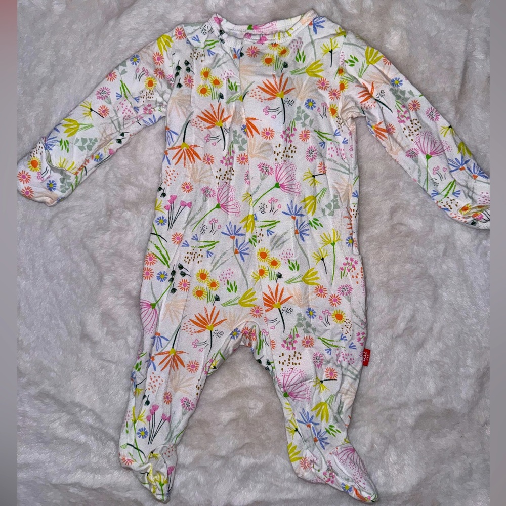 Magnetic me newborn sleeper